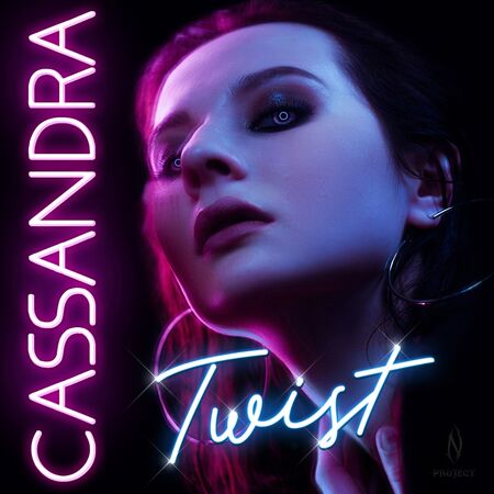 Cassandra Twist